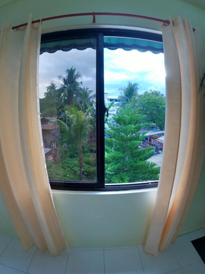 Antwet Backpacker'S Inn & Rooftop Bar Dumaguete City Exteriör bild